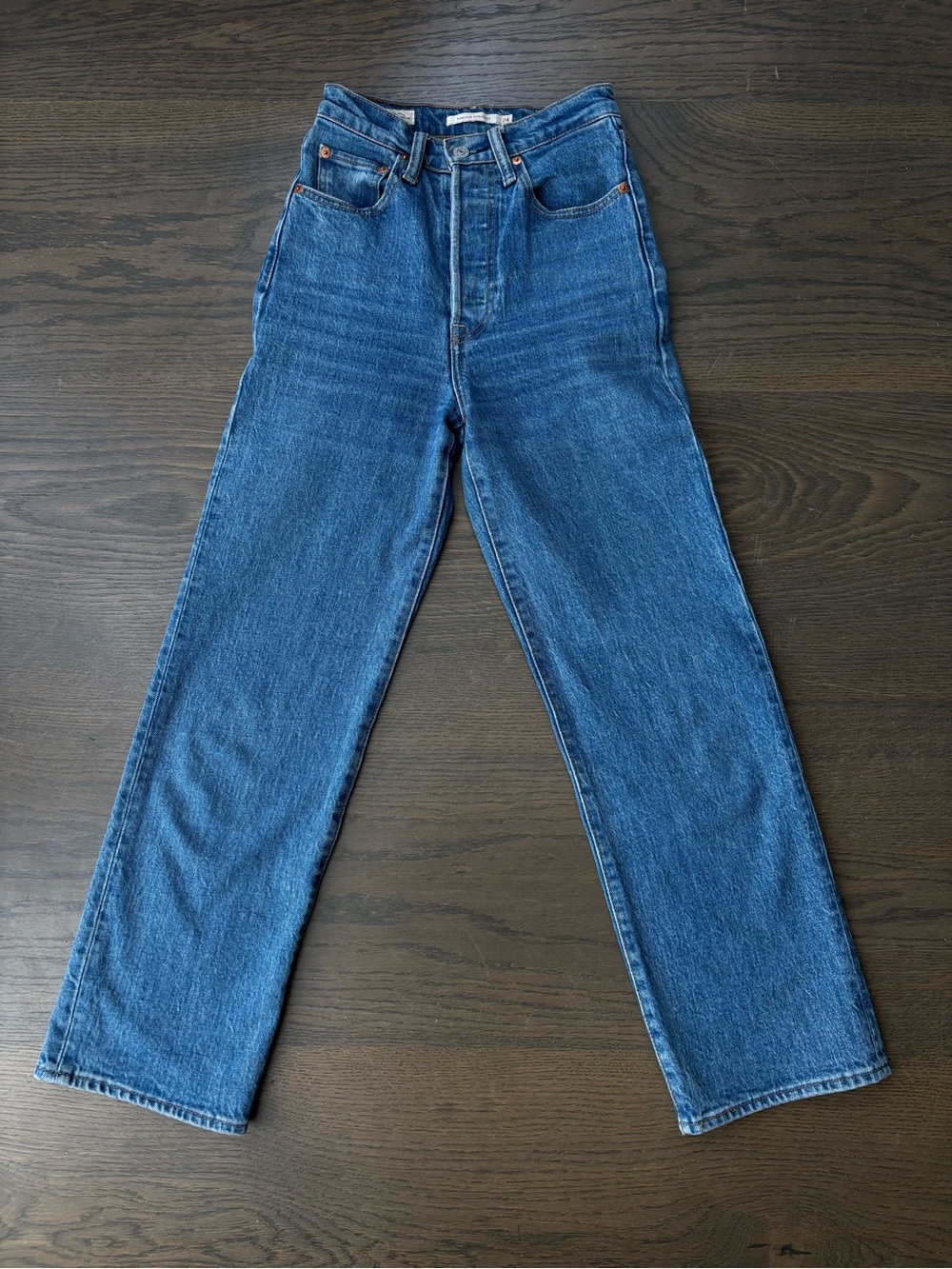 Levi’s Ribcage Straight Ankle Jeans